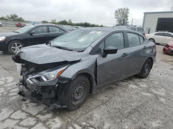  Salvage Nissan Versa