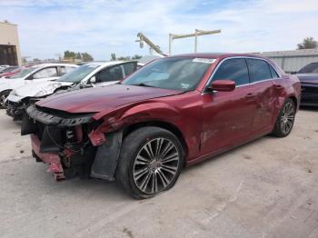  Salvage Chrysler 300