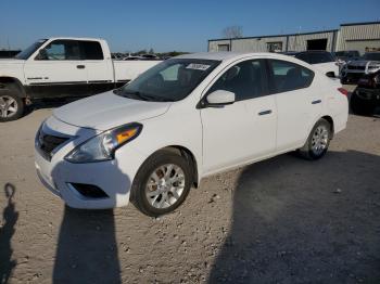  Salvage Nissan Versa