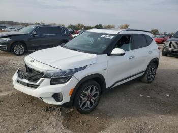  Salvage Kia Seltos