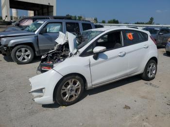  Salvage Ford Fiesta