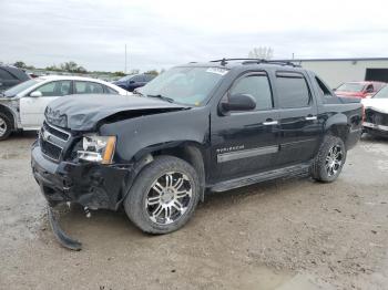  Salvage Chevrolet Avalanche