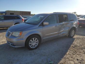  Salvage Chrysler Minivan