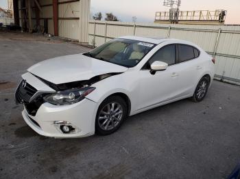  Salvage Mazda 3