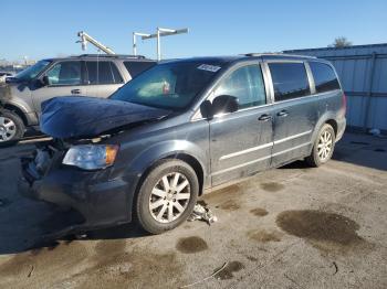  Salvage Chrysler Minivan