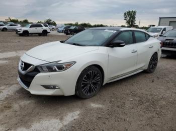  Salvage Nissan Maxima