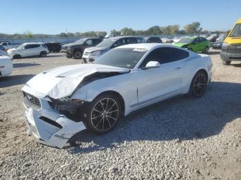  Salvage Ford Mustang