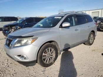  Salvage Nissan Pathfinder