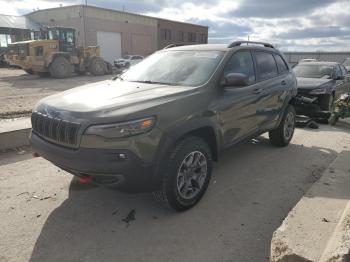  Salvage Jeep Cherokee