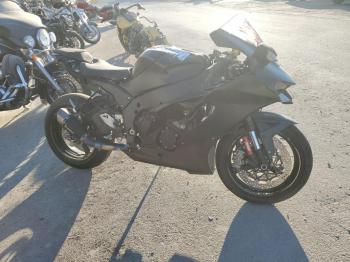  Salvage Kawasaki Zx1002 M