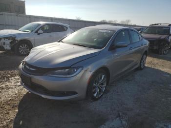  Salvage Chrysler 200