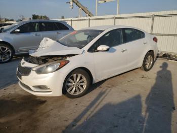  Salvage Kia Forte