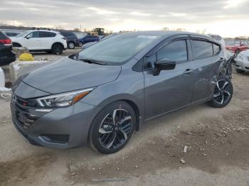  Salvage Nissan Versa