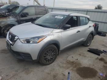  Salvage Nissan Kicks