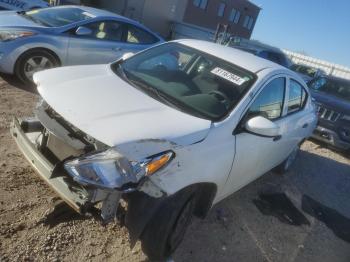  Salvage Nissan Versa