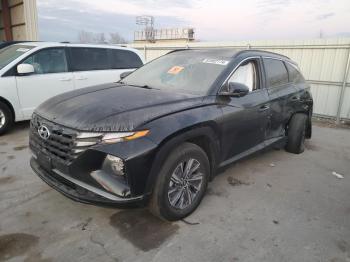  Salvage Hyundai TUCSON