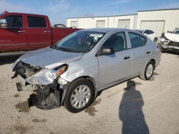  Salvage Nissan Versa