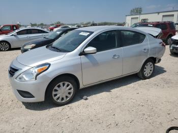  Salvage Nissan Versa