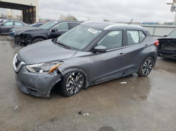  Salvage Nissan Kicks