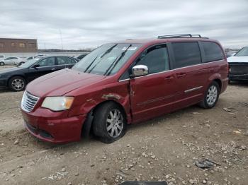  Salvage Chrysler Minivan