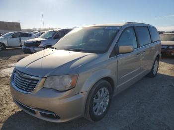  Salvage Chrysler Minivan