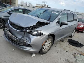  Salvage Chrysler Minivan