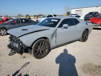  Salvage Dodge Challenger