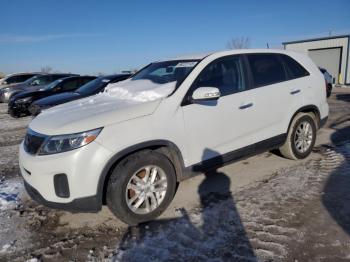  Salvage Kia Sorento