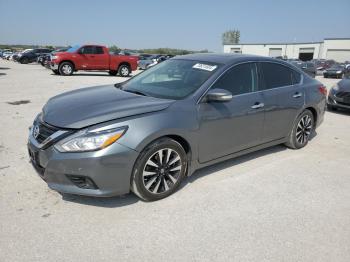  Salvage Nissan Altima