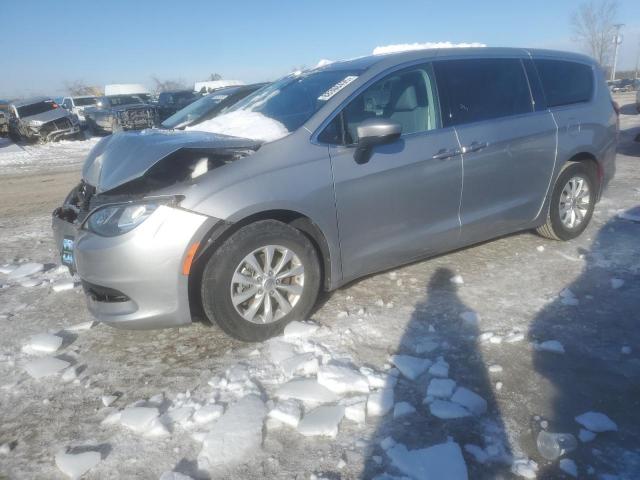  Salvage Chrysler Pacifica