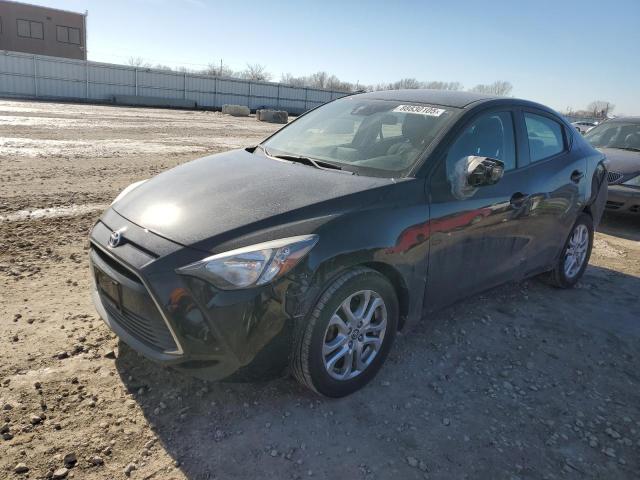  Salvage Toyota Yaris