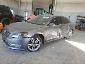  Salvage Volkswagen Passat