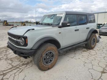  Salvage Ford Bronco