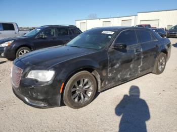  Salvage Chrysler 300