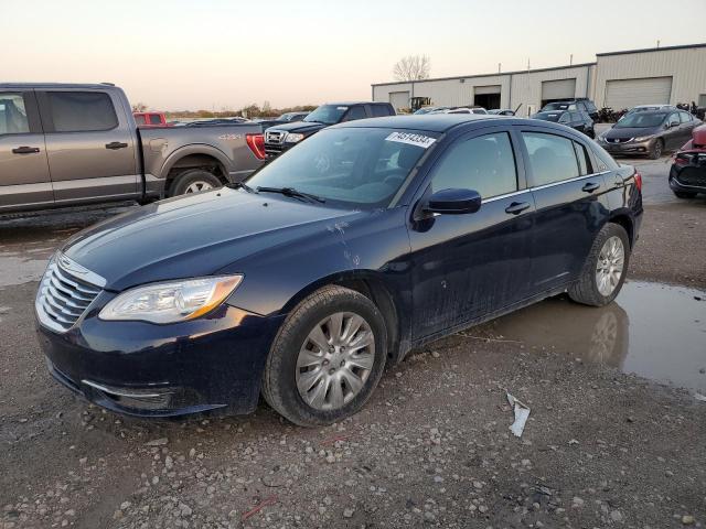  Salvage Chrysler 200