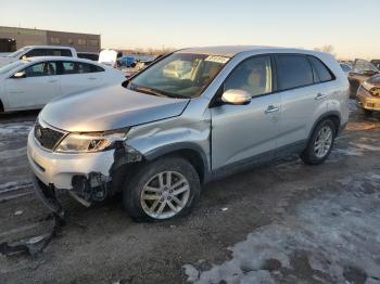  Salvage Kia Sorento