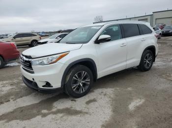  Salvage Toyota Highlander