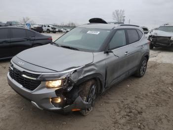  Salvage Kia Seltos