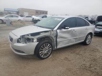  Salvage Volvo S40