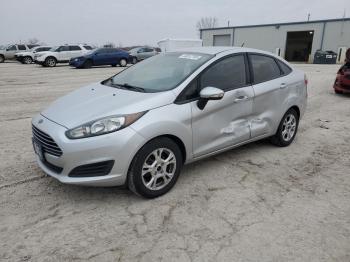  Salvage Ford Fiesta