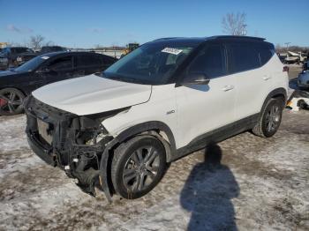  Salvage Kia Seltos