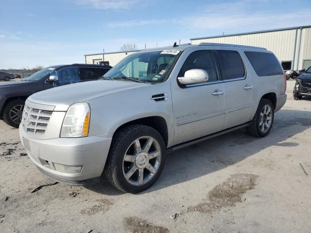  Salvage Cadillac Escalade