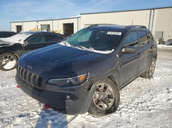  Salvage Jeep Cherokee