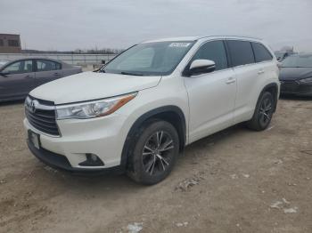  Salvage Toyota Highlander