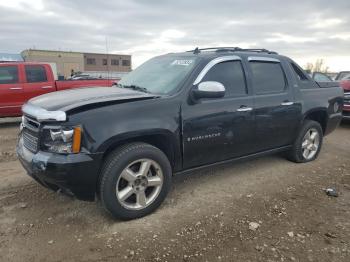  Salvage Chevrolet Avalanche