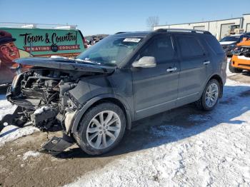  Salvage Ford Explorer