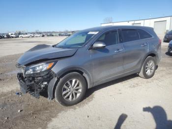  Salvage Kia Sorento