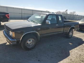  Salvage Chevrolet S-10