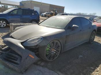  Salvage Porsche Panamera