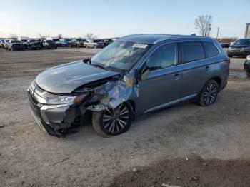  Salvage Mitsubishi Outlander